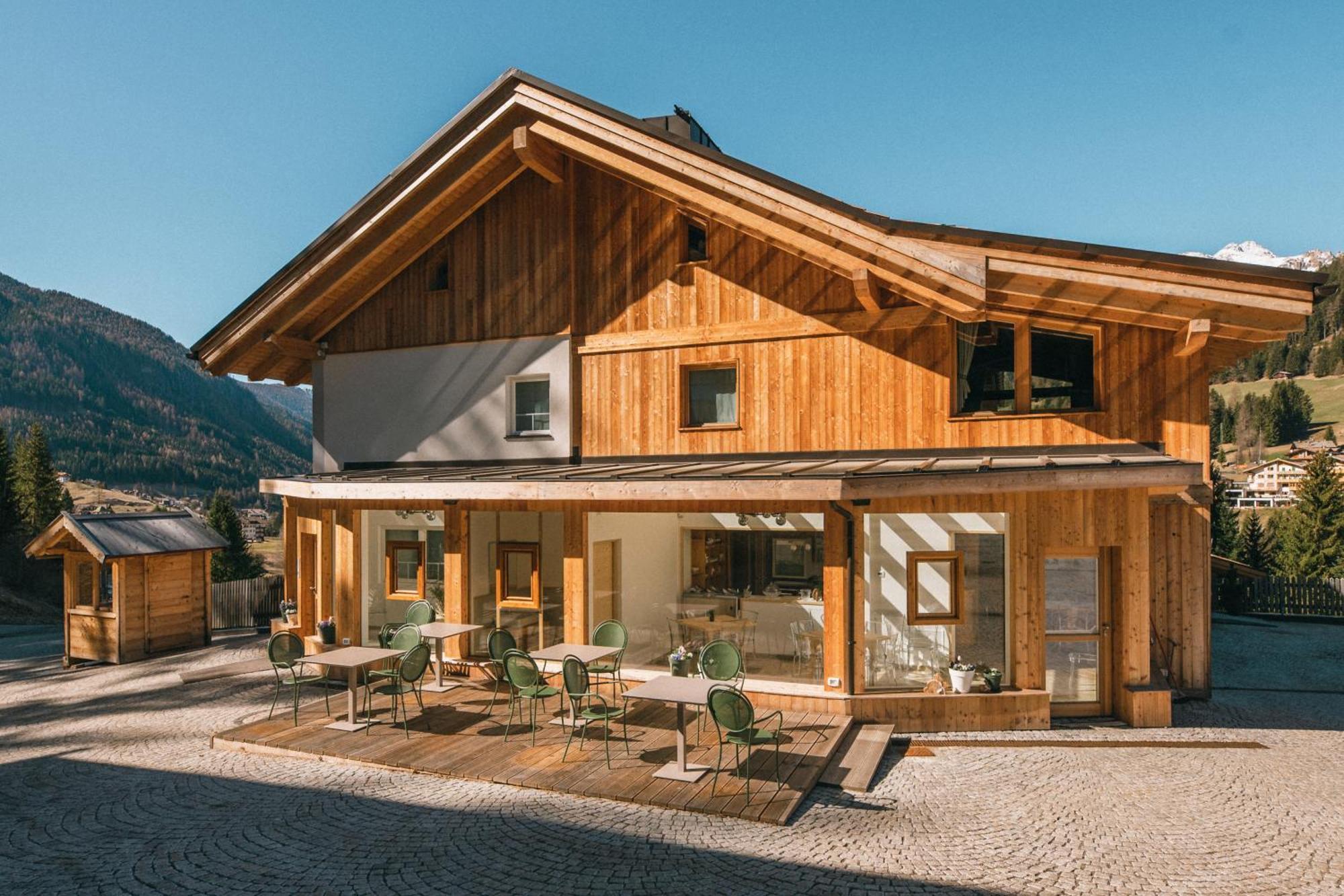 Hotel La Lum De Roisc Soraga di Fassa Exterior foto