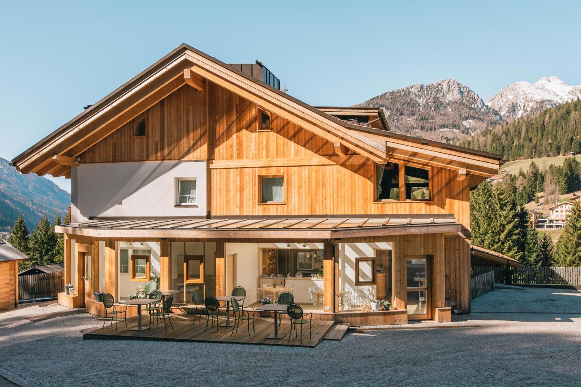 Hotel La Lum De Roisc Soraga di Fassa Exterior foto
