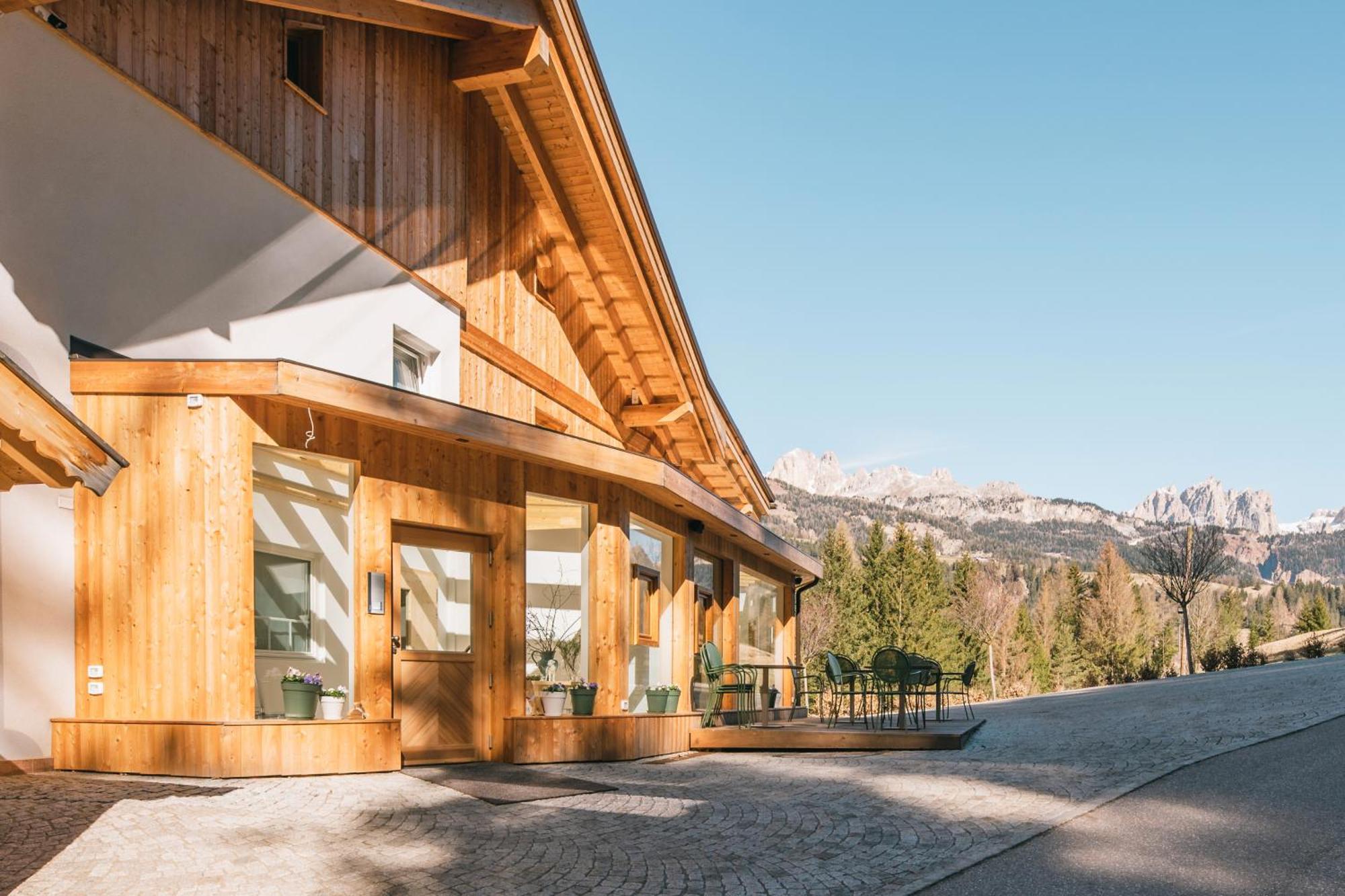 Hotel La Lum De Roisc Soraga di Fassa Exterior foto
