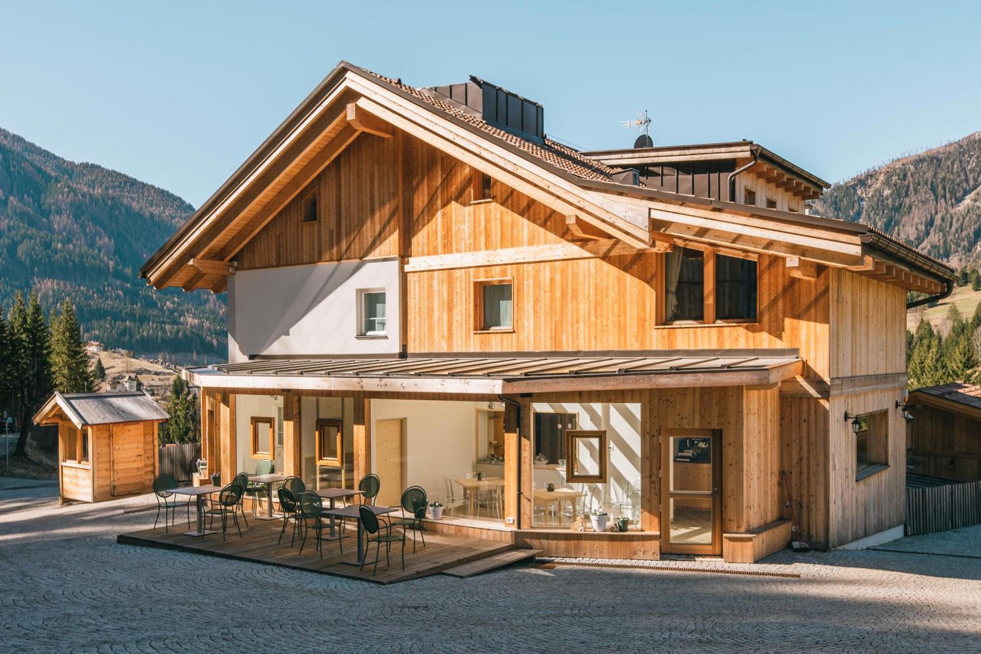 Hotel La Lum De Roisc Soraga di Fassa Exterior foto