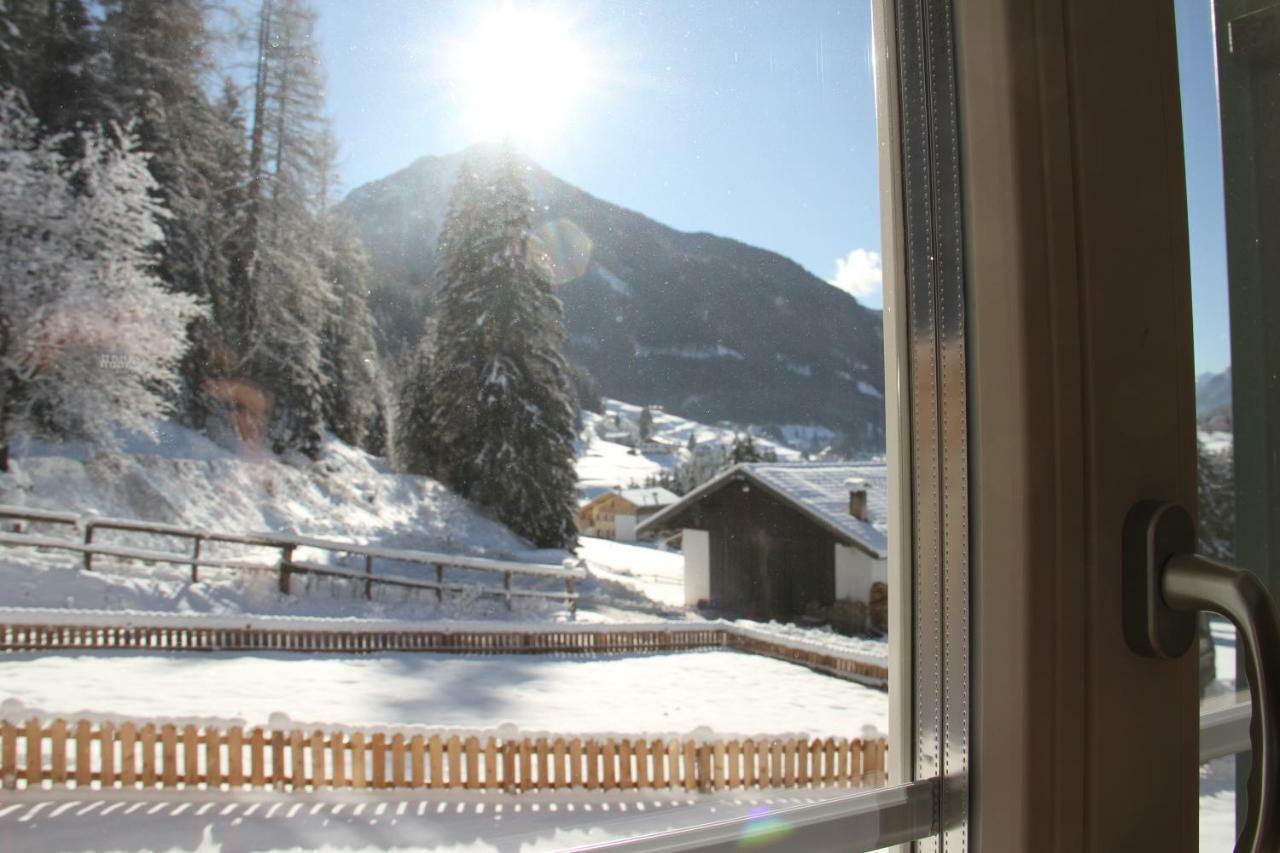 Hotel La Lum De Roisc Soraga di Fassa Exterior foto